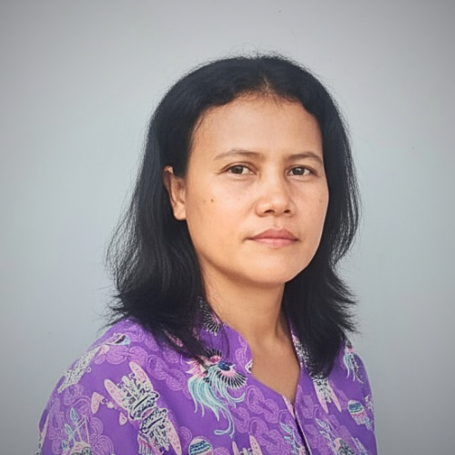 Titis Sandora - Tenaga Perpustakaan STT GIDI Papua